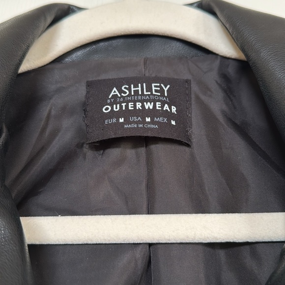 Francesca’s | Jacket - Picture 4 of 5